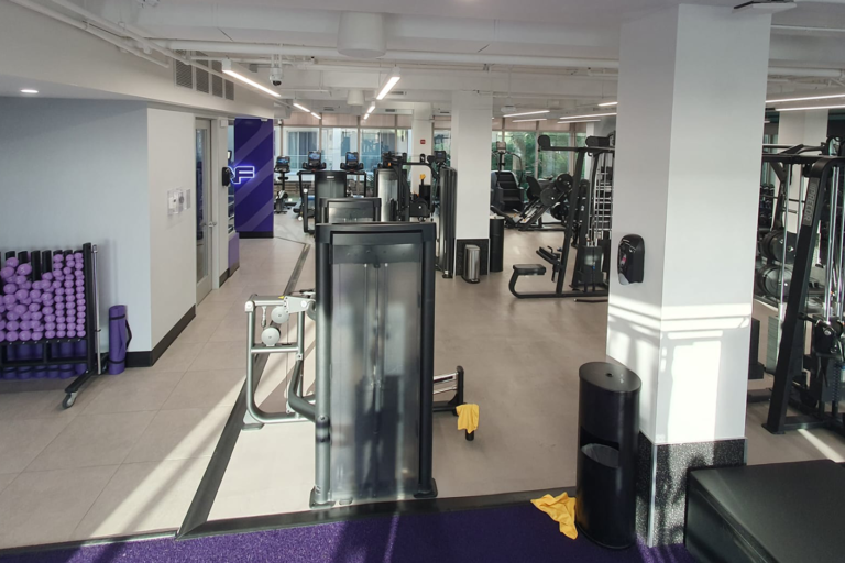 Anchorock Anytime Fitness 4